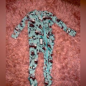 Posh peanut doctor and nurses footie